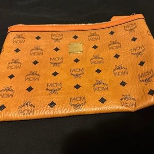 MCM pouch